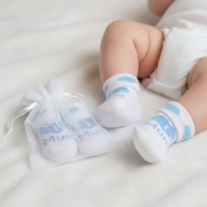 Sky Blue "I Love Mum" Baby Socks Gift Bag – by Nursery Time (Newborn)
