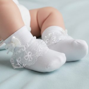 White Bow & Lace Baby Socks – by Nursery Time (0–18 Months)